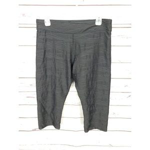 BCG Large Black Capri Athletic Leggings‎ pants